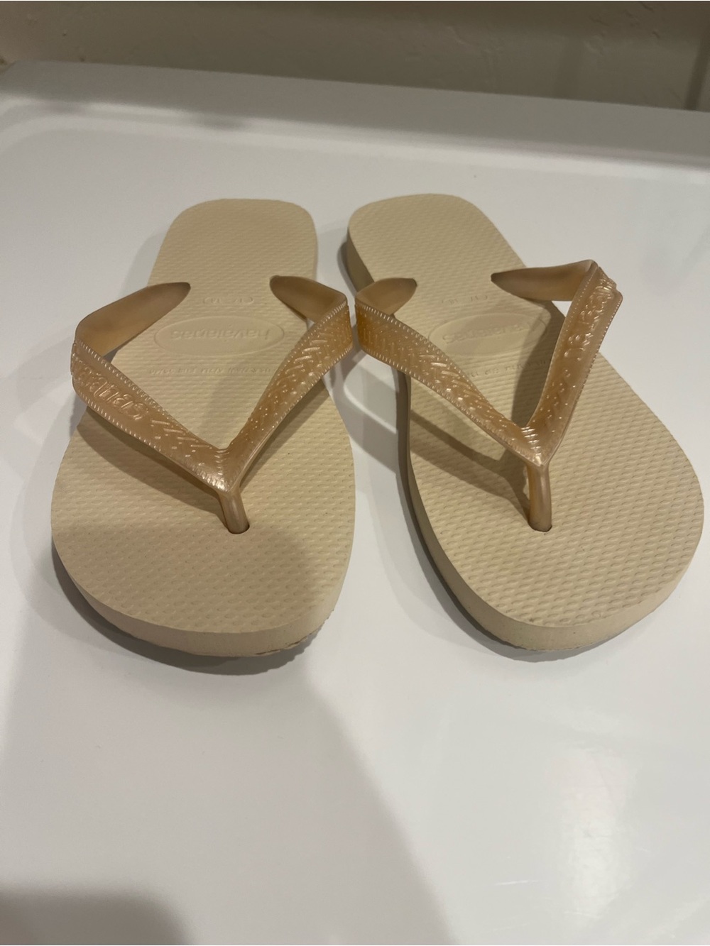 Women’s Neutral Beige Flip Flop Sandals - Easy Everyday Comfort